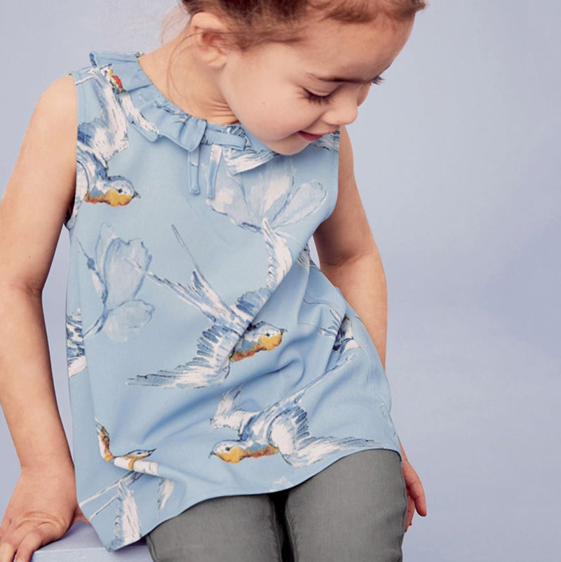 Ready Stock : Sweet Birdie Sleeveless Top