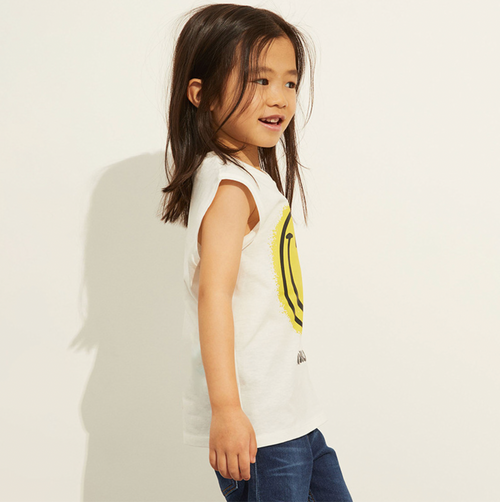 Pre-Order : Smiley Sleeveless T-Shirt