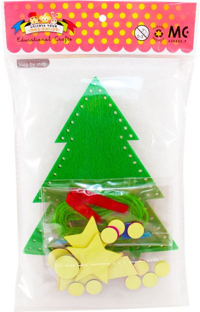READY STOCK : FELT CHRISTMAS PLUSHIE DIY KIT (4 DESIGNS AVAILABLE)