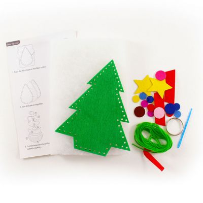 READY STOCK : FELT CHRISTMAS PLUSHIE DIY KIT (4 DESIGNS AVAILABLE)